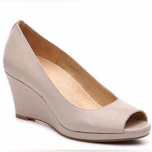 Naturalizer Sienna Peep toe Wedge